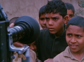 « Un Français, en Inde, en 1968 », carnet de visionnage d’une série documentaire