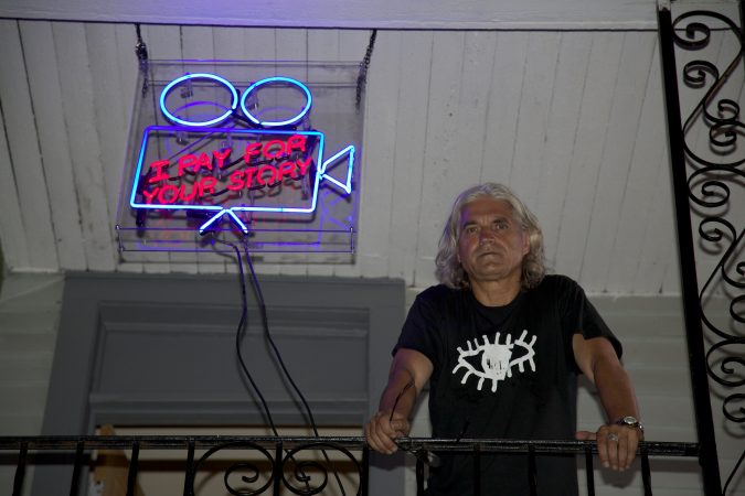 "I Pay for your story" (Lech Kowalski) - © Revolt Cinema